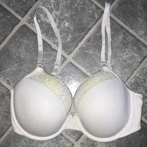 🔥Victoria’s Secret Bra - 34DD